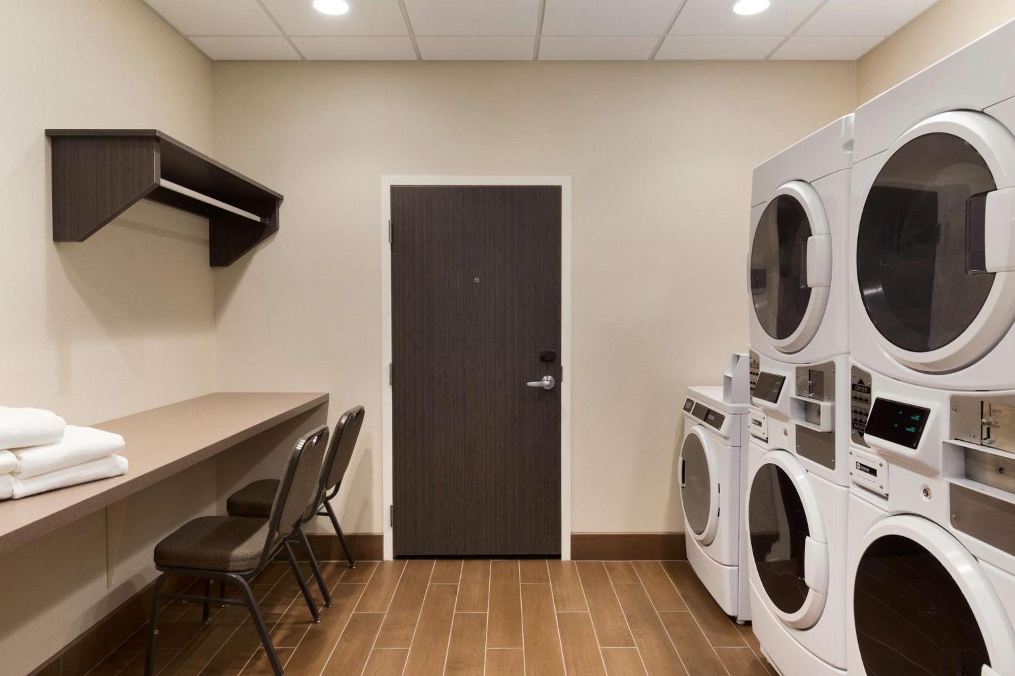 Home2 Suites By Hilton Glendale Westgate Zewnętrze zdjęcie
